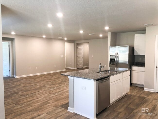 Photo - 723 Amador Avenue