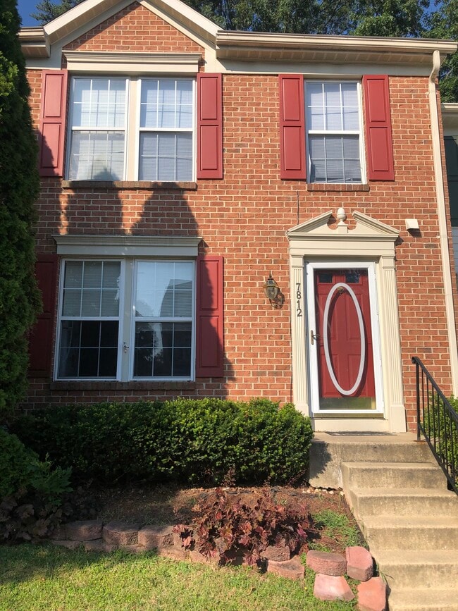 Photo - 7812 Foxfarm Ln