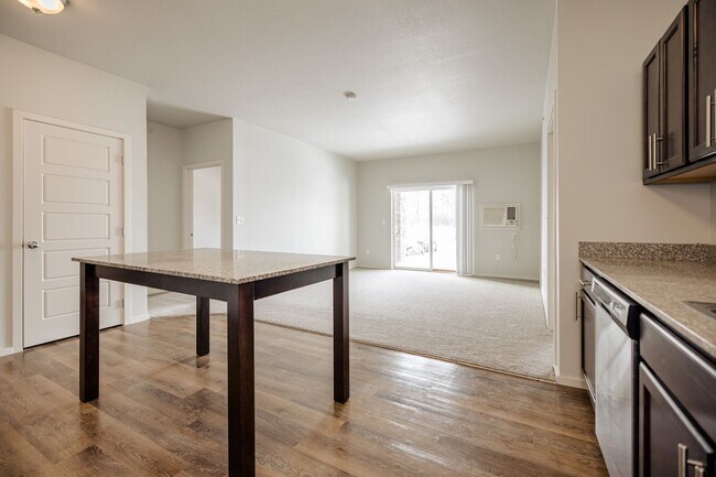 Photo - Kascade Place Apartments