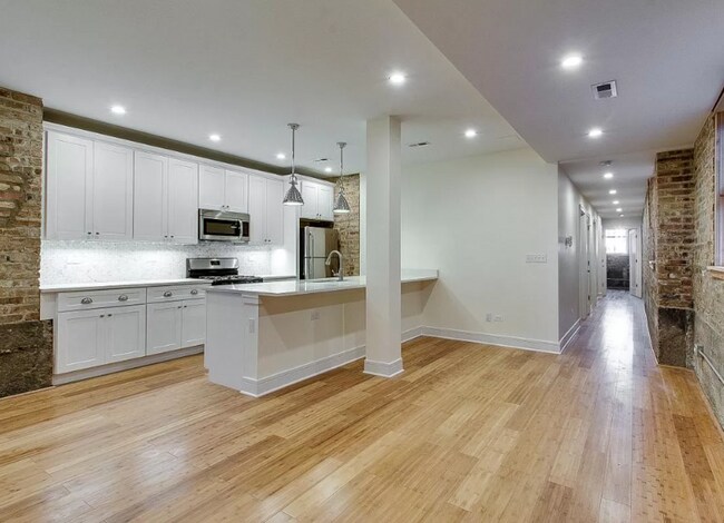 Photo - 2735 N Francisco Ave Unit G