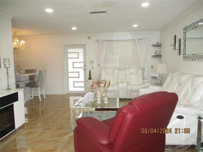 Photo - 9330 NW 10th St