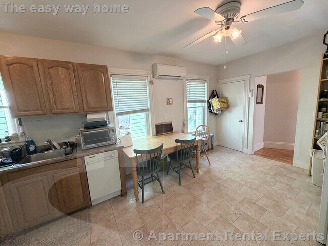 Photo - 46 Trull St Unidad #1