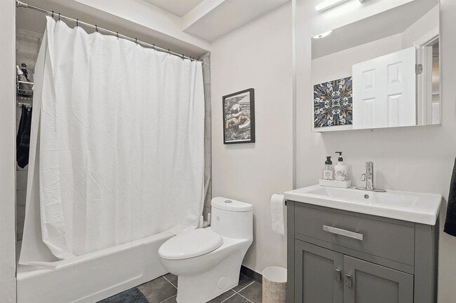 Photo - 98 Bright St