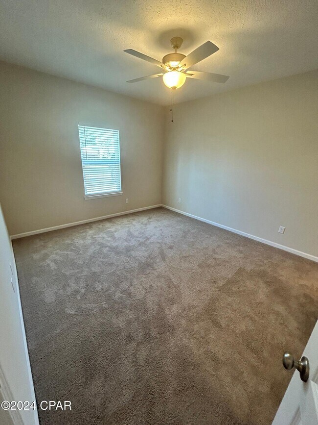 Photo - 2597 Cypress St