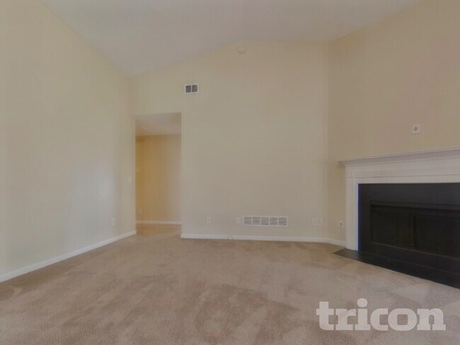 Photo - 20 Mattie Ln