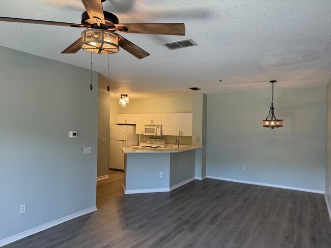 Photo - 510 Florida Club Blvd Unit 202