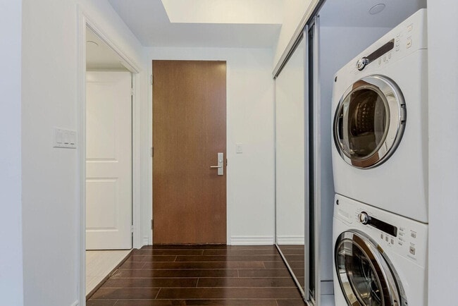 Photo - 386 Yonge St Unit SI ID1509516P