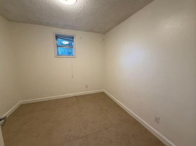 Photo - 803 W 28th St Unit 101