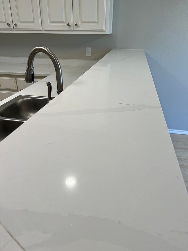 Photo - 3108 110th St Unit B