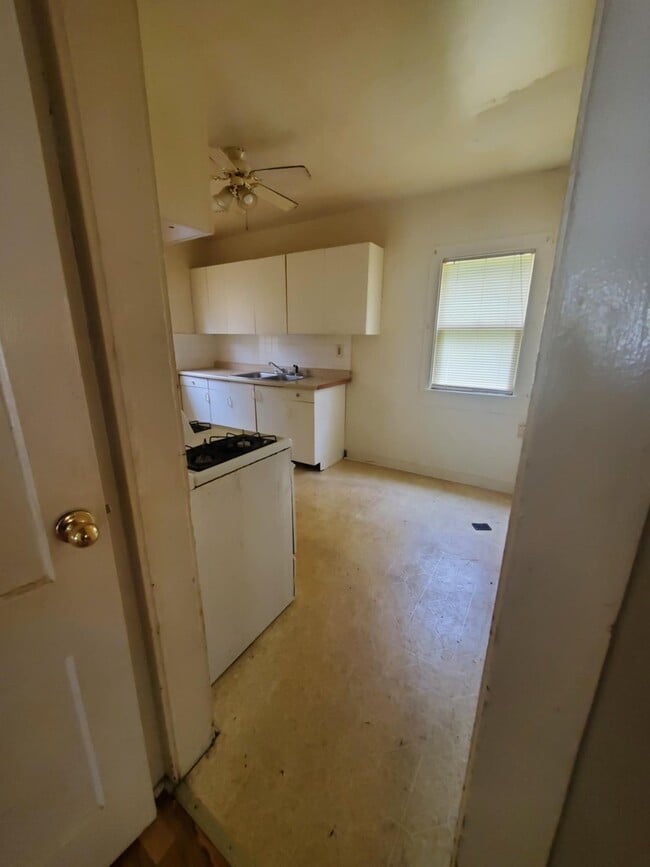 Photo - 1246 E Riverside Ave