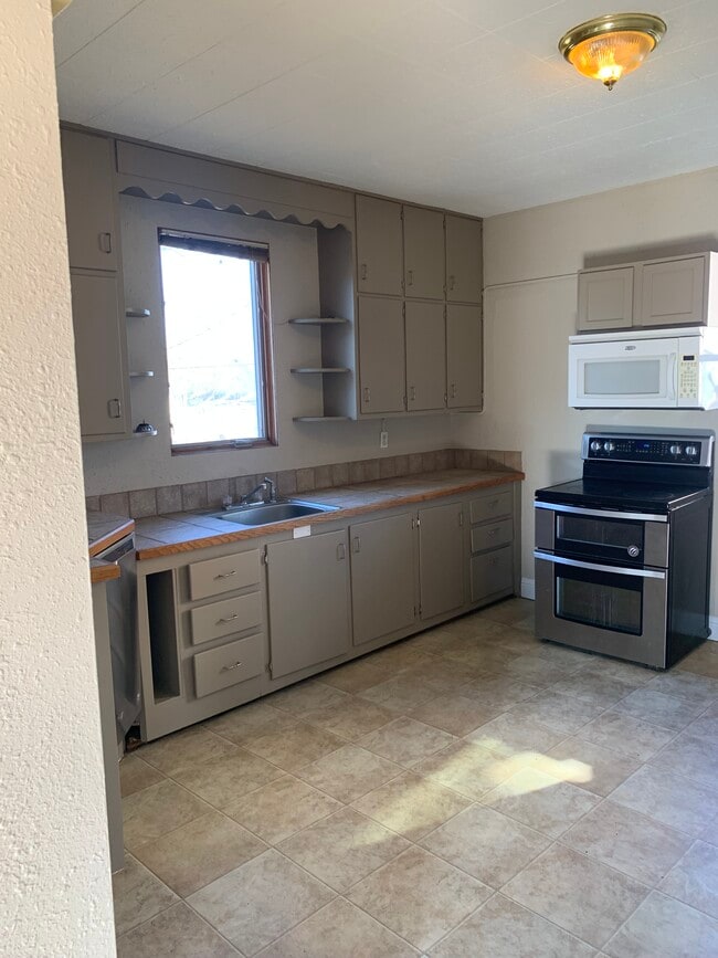 Photo - 111 Lincoln Ave