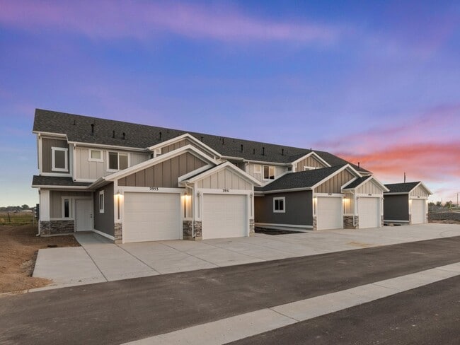 Building Photo - 2963 S 3525 W