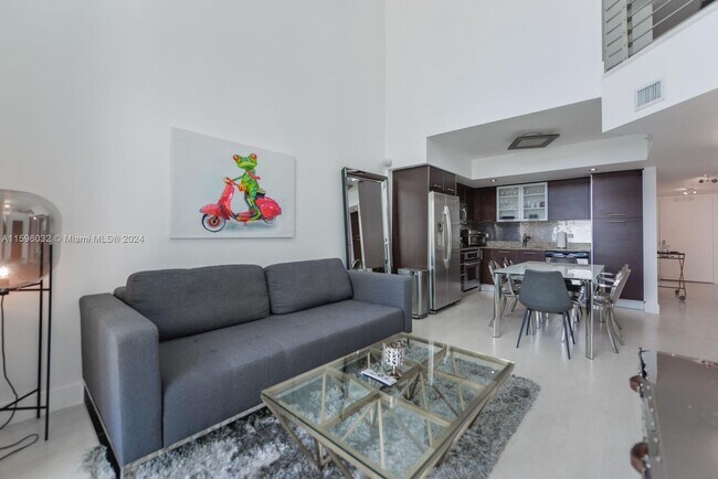 Photo - 41 SE 5th St Unidad 2009