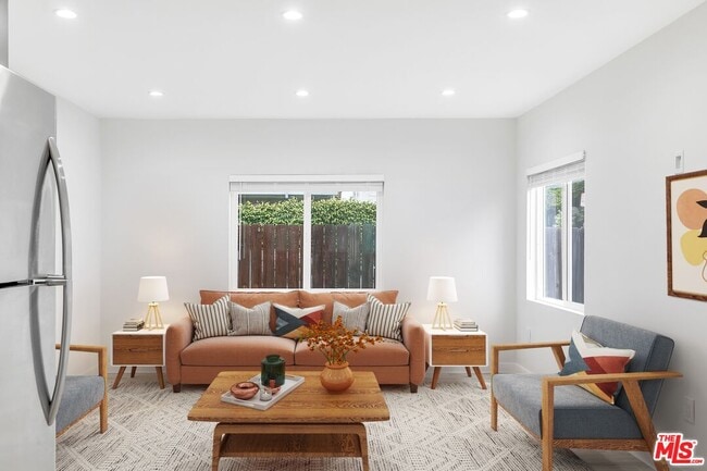 Photo - 40 Rose Ave Unit 3