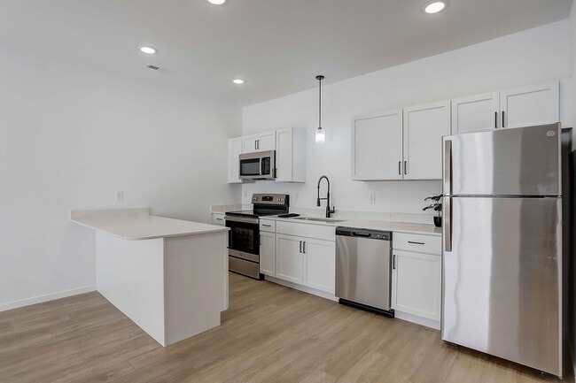 Building Photo - Vista on the Park