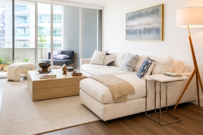 Photo - 1627 Brickell Ave Unit 1005