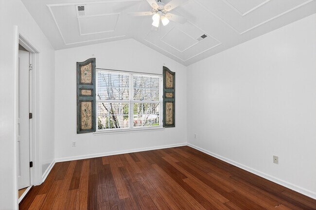 Photo - 1456 Stonedown Ln