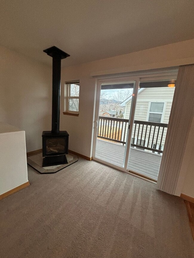 Photo - 2418-2420 Ernest Unidad 2420 Ernest Ave