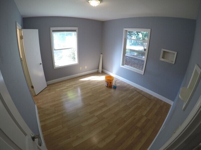 Photo - ROOMMATE CHANGE ONLY