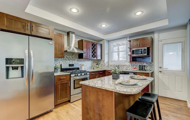 23 N Curley St