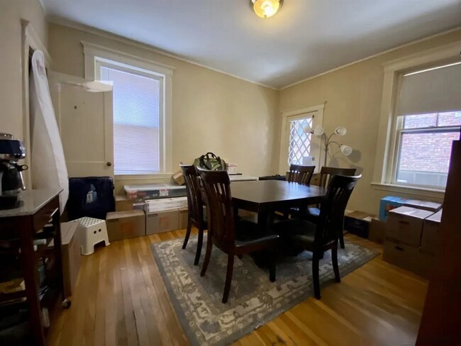73 Longwood Ave Unit 1F