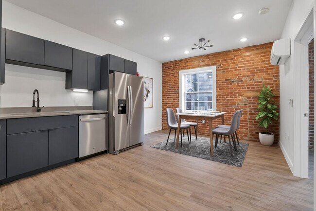 Photo - zTHE BROAD at Discovery District