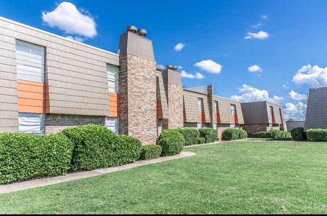 The Flats On May Apartments For Rent in Oklahoma City, OK | ForRent.com