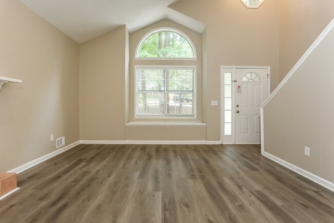 Photo - 40 Woodberry Ct