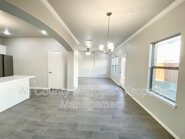 Photo - 4723 Amal Saleh Dr