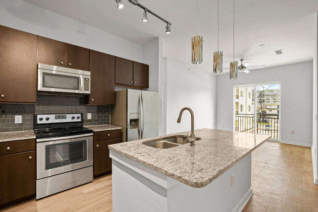 Photo - 1900 Barton Springs Rd Unidad 2027 Rental