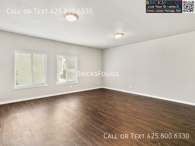 Photo - Discover Your Dream Townhome in Olympia - ...