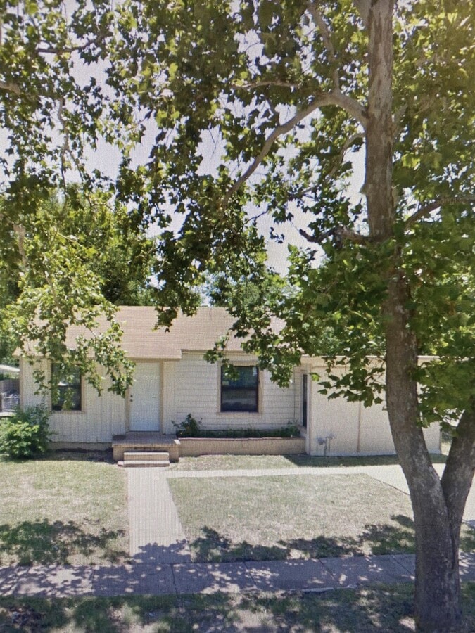 Photo - 400 Washington St