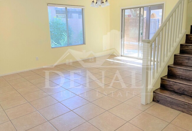 Photo - 2741 E Bart St