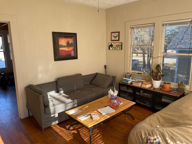 Photo - August Move In! 1 Bed, 1 Bath Garage Apartment near Downtown Bryan