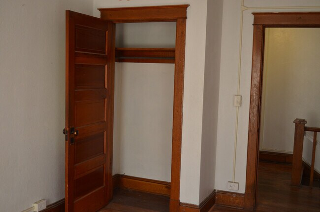 Photo - 185 W Spotswood Ave Unit A