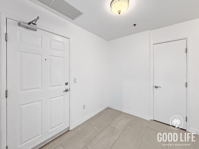 Photo - Stunning 1BD/1BA Condo in East Village W/ A/C, W/D, Rooftop Deck, Padres Stadium View, Community ...