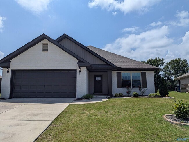 Photo - 124 Varina Dr House