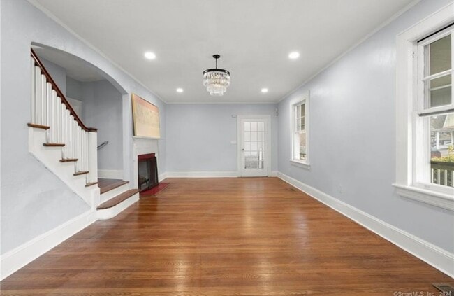 Photo - 111 Elmwood Pl House