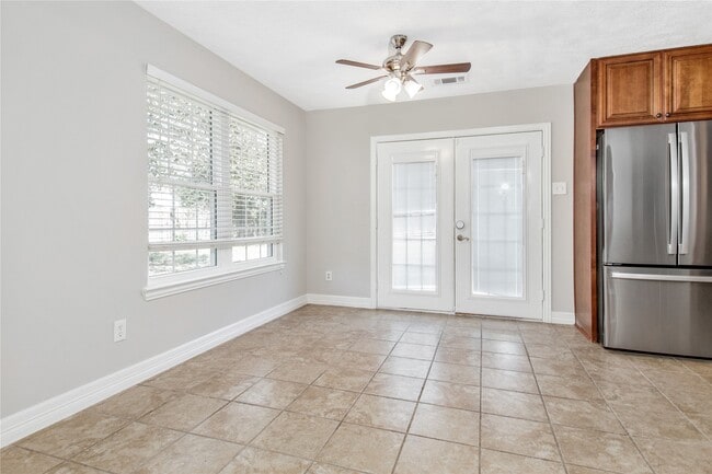 Photo - 2611 Desert Sage Dr
