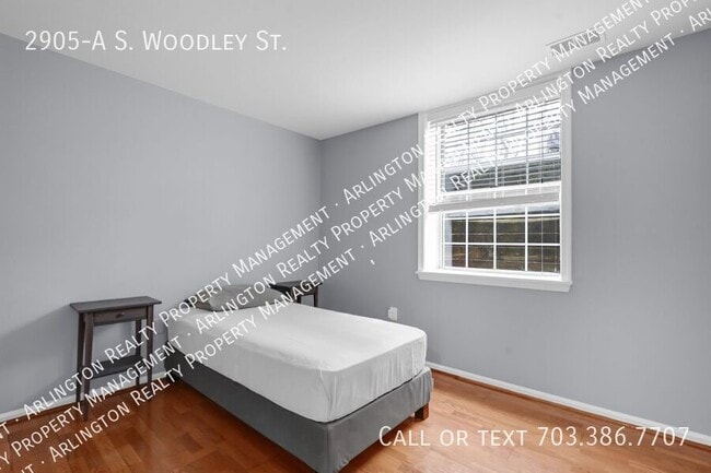 Photo - 2905-A S Woodley St