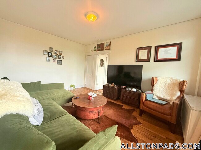 Photo - 28 Quint Ave Unit 47