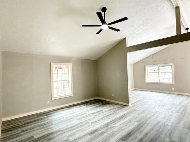 Photo - 11922 Sea Shore Dr