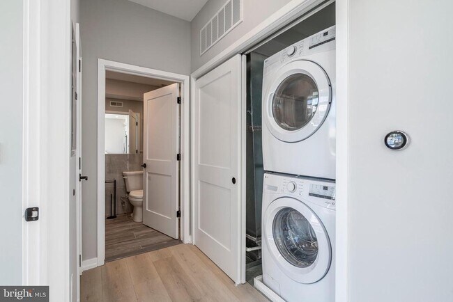 Photo - 2401 Washington Ave Unidad 3E