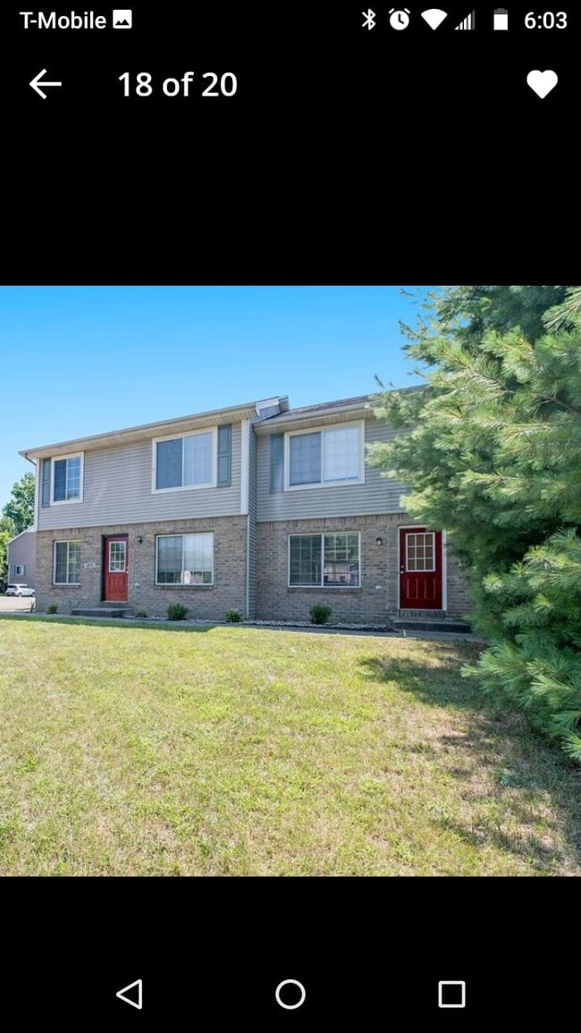 Front View - 1275 Redpine Way