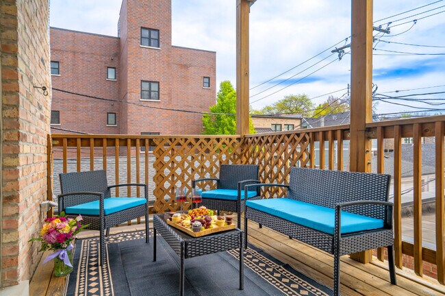 Photo - 2117 W Irving Park Rd