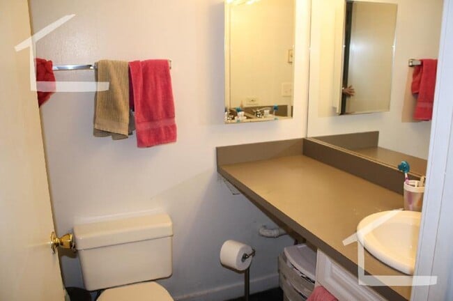 Photo - No Brokers Fee, Desirable Location Steps from NEU, Eat-in Kitchen Stainless Still appliances Good...