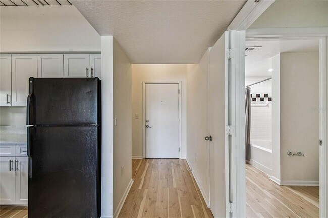 Photo - 2331 W Horatio St Condo Unit 620