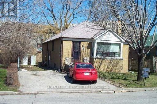 Photo - 146 Fairholme Ave