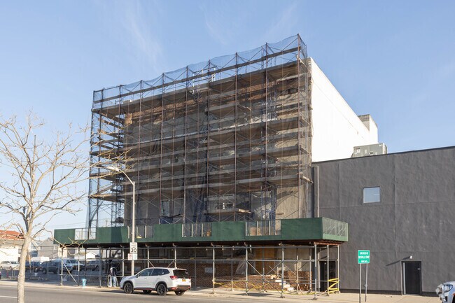 CONSTRUCTION PHOTO - 249 E Park Ave Apartments