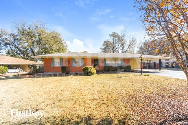 Photo - 6116 Ivanhoe Rd
